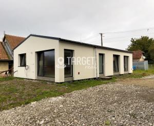 TARGETreal | BÝVANIE PRI SUČIANSKEJ SKALE – Novostavba 4 izbového bungalovu