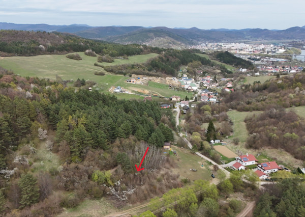 EXKLUZÍVNE NA PREDAJ – Stavebný pozemok Streženice