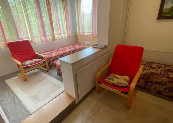 TARGETreal | ZNÍŽENÁ CENA Rodinný dom s 2 garážami, Turčianskych Tepliciach