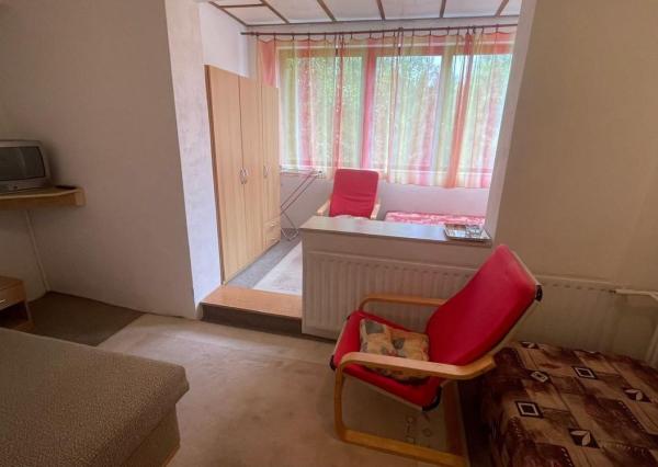 TARGETreal | ZNÍŽENÁ CENA Rodinný dom s 2 garážami, Turčianskych Tepliciach