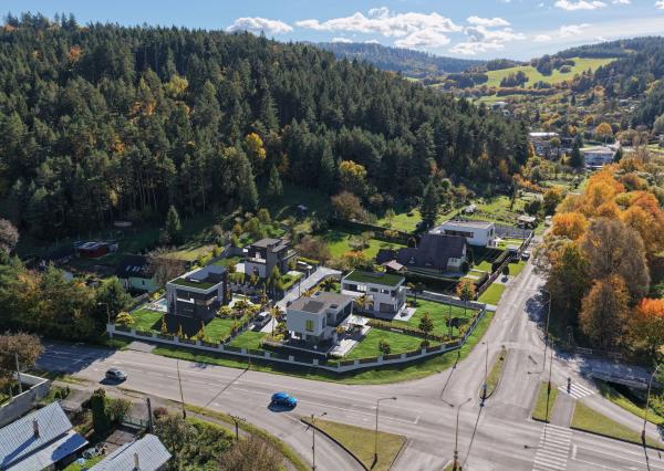 Na predaj, Stavebné pozemky s IS a prístupovou cestou v cene, Považská Bystrica - Hliny, TARGETreal