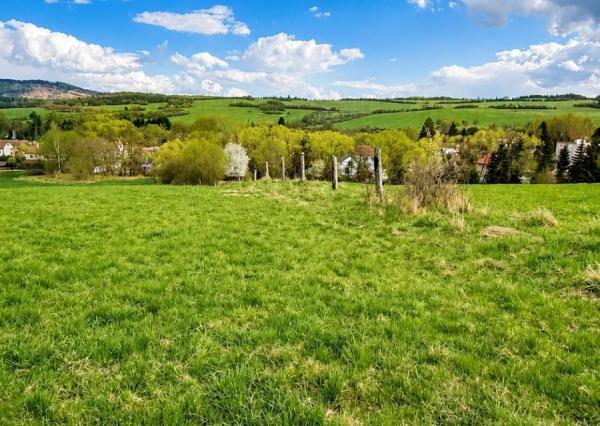 TARGETreal | Veľkorysý stavebný pozemok 1,2 ha v obci Sklené, okres Turčianske Teplice