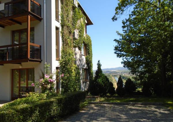 TARGETreal |  NA PREDAJ!      Nádherný HOTEL PANORÁMA s reštauráciou a wellness  