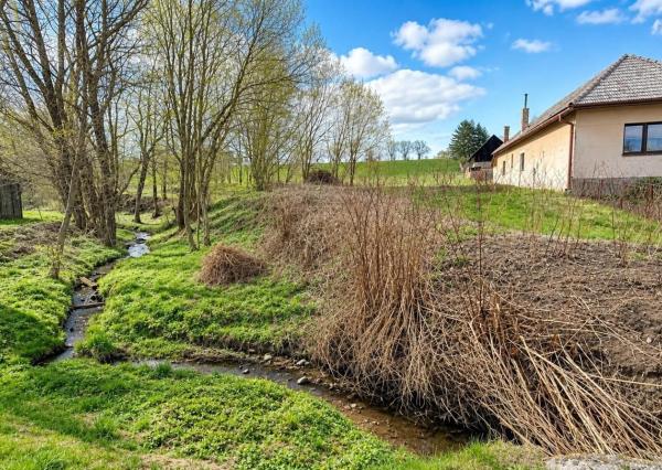 TARGETreal | Veľkorysý stavebný pozemok 1,2 ha v obci Sklené, okres Turčianske Teplice