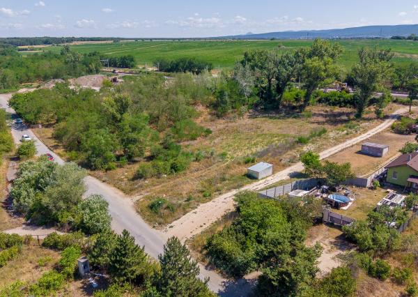 TARGETreal | Pozemky pre rodinné domy pri Devínskom jazere