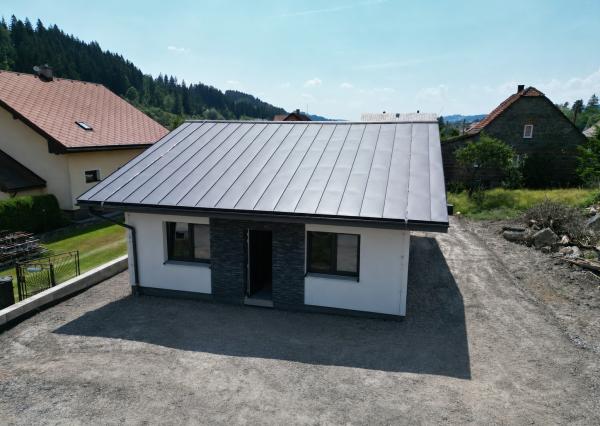 REZERVOVANÉ TARGETreal | Na predaj: Útulný 4-izbový bungalov, Čierne pri Čadci