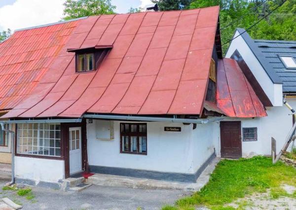 PREDAJ : banícka chalupa zo 17. storočia v srdci Španej Doliny – jedinečné miesto s neopakovateľnou atmosférou