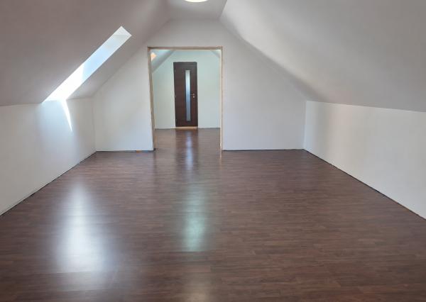 REZERVOVANÝ - TARGETreal | Rodinný dom pri potoku – Košeca