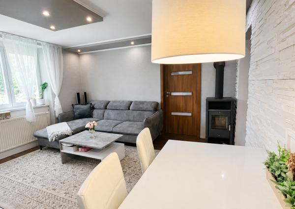 TARGETreal | 3-izbový byt s krbovou pecou v centre Turčianskych Teplíc | 74 m²