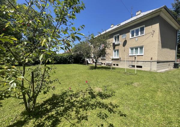 TARGETreal | 3-izbový byt s krbovou pecou v centre Turčianskych Teplíc | 74 m²