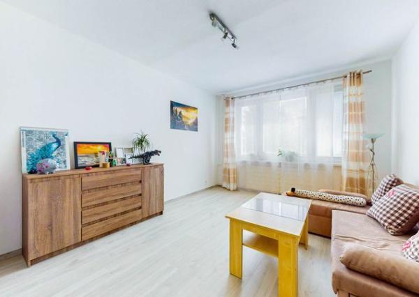 PREDAJ : výborne dispozične riešený 3-izbový byt | 79 m² | Banská Bystrica – Sásová