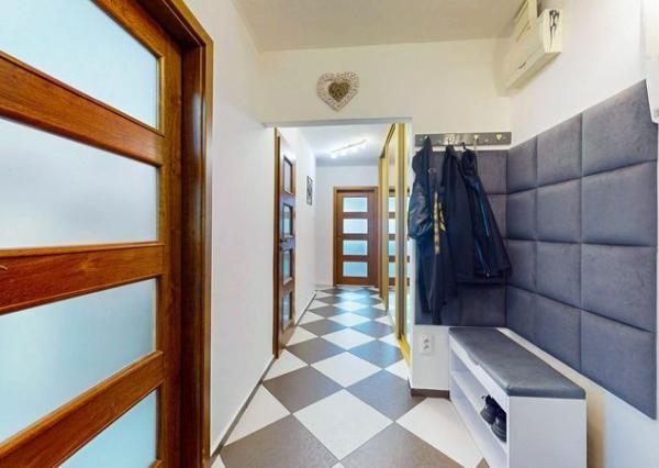 PREDAJ : výborne dispozične riešený 3-izbový byt | 79 m² | Banská Bystrica – Sásová