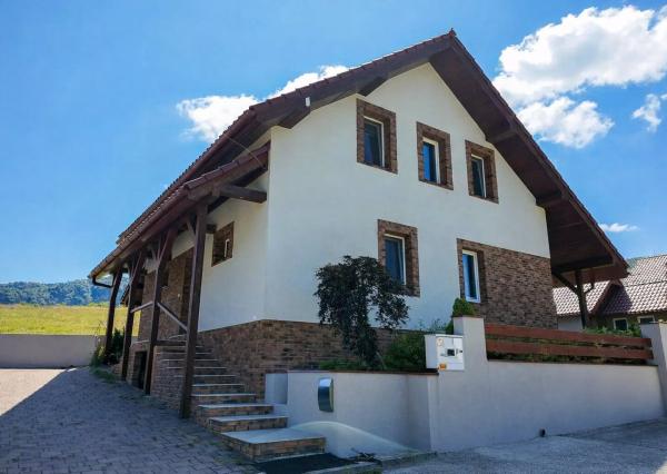 TARGETreal | Moderne zariadený rodinný dom pri Žiline | slnečný pozemok 831 m²