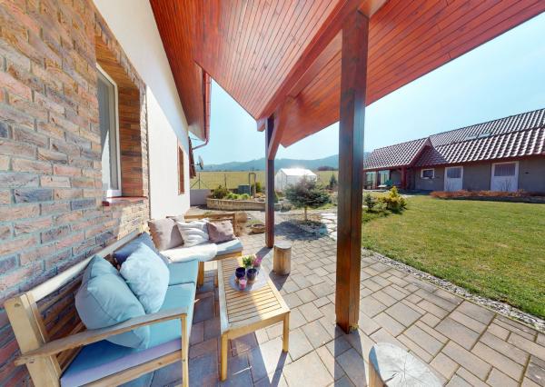 TARGETreal | Moderne zariadený rodinný dom pri Žiline | slnečný pozemok 831 m²