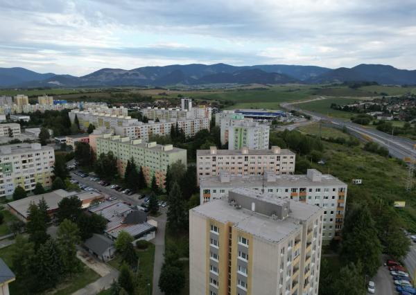  Kompletne zariadený 3-izbový byt | Balkón, pivnica, nízke náklady | Žilina, Solinky