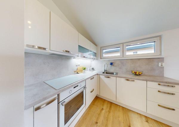 TARGETreal | Bývanie s vlastným vstupom do jazera v súkromnom areáli Green Residence