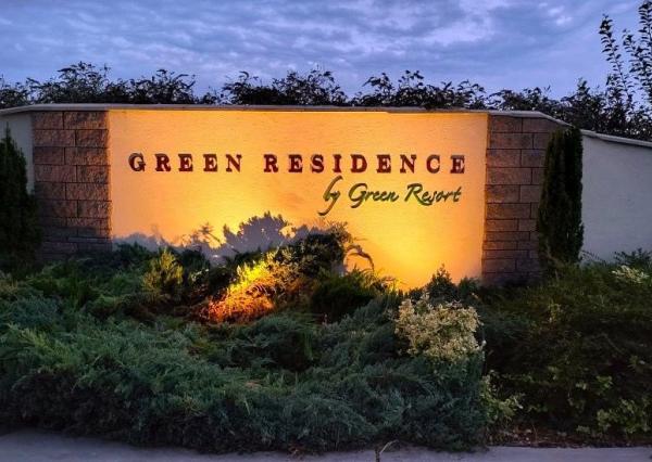 TARGETreal | Bývanie s vlastným vstupom do jazera v súkromnom areáli Green Residence