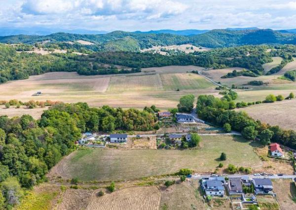 ZAČNITE STAVAŤ BEZ ČAKANIA – POZEMOK + PROJEKT+STAVEBNÉ POVOLENIE