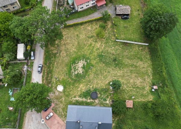 Stavebný pozemok 1000 m² s možnosťou úpravy výmery | Rovinatý, IS na hranici | Mošovce pri Turčianskych Tepliciach