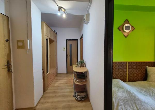 Na predaj zariadený 1-izbový byt s balkónom v Dubnici nad Váhom