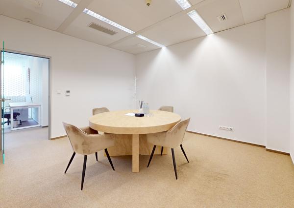 Kancelárie na prenájom, 21m2 až 49m2, Bratislava - Staré mesto