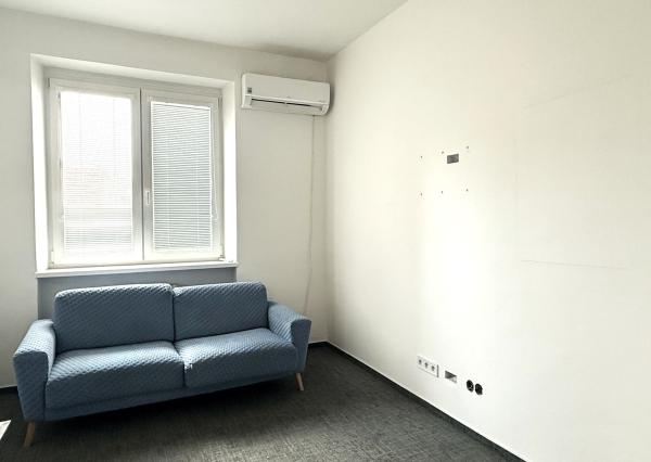 Na predaj, kancelárske priestory , 285,6m², Staré mesto - Panská ul.