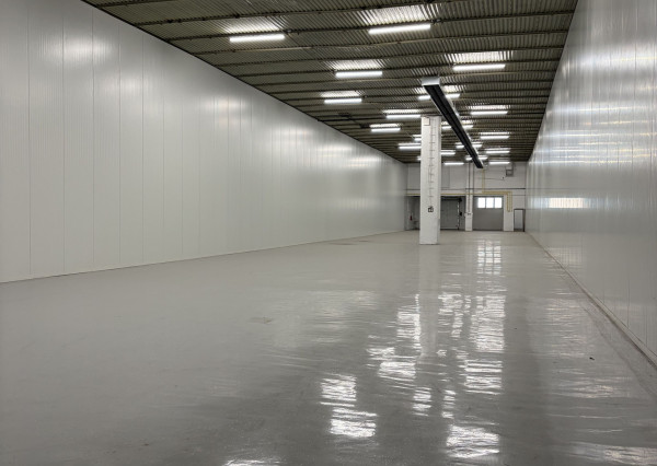 TARGETreal┃Prenájom skladových a logistických priestorov