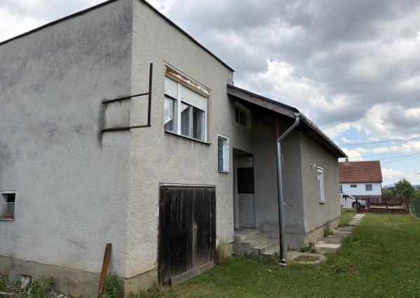 TARGETreal | 5-izbový rodinný dom s 1262 m2 rovinatým pozemkom, Nitrianske Pravno
