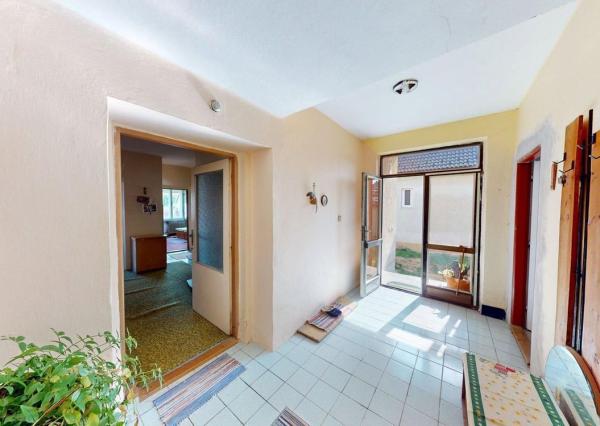 TARGETreal | 5-izbový rodinný dom s 1262 m2 rovinatým pozemkom, Nitrianske Pravno