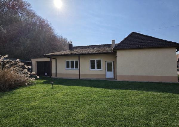 TARGETreal | Pozemok s rodinným domom v Ratnovciach – len 3 km od Piešťan ZNÍŽENÁ CENA
