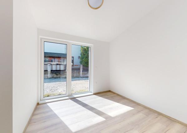 TARGETreal | BÝVANIE PRI SUČIANSKEJ SKALE – Novostavba 4 izbového bungalovu