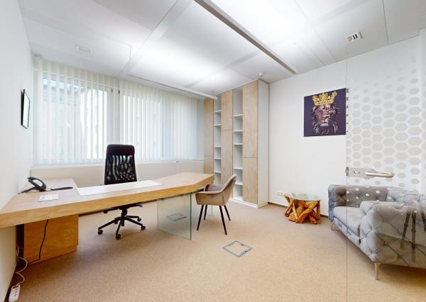 Kancelárie na prenájom, 21m2 až 49m2, Bratislava - Staré mesto