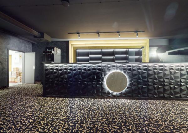 Na Predaj, obchodné priestory, 174m², Púchov, Exkluzívne TARGETreal