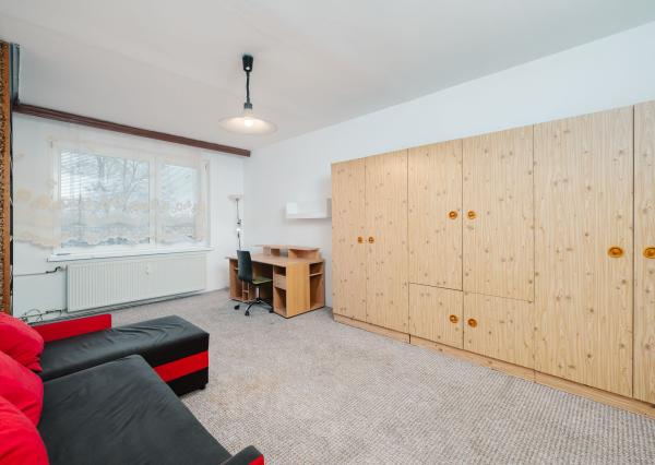 TARGETreal | Veľkometrážny 3-izbový byt s balkónom, 82 m2, v Turčianskych Tepliciach