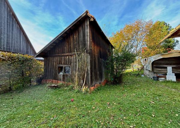TARGETreal | Rodinný dom pri potoku, 979 m², Horná Štubňa