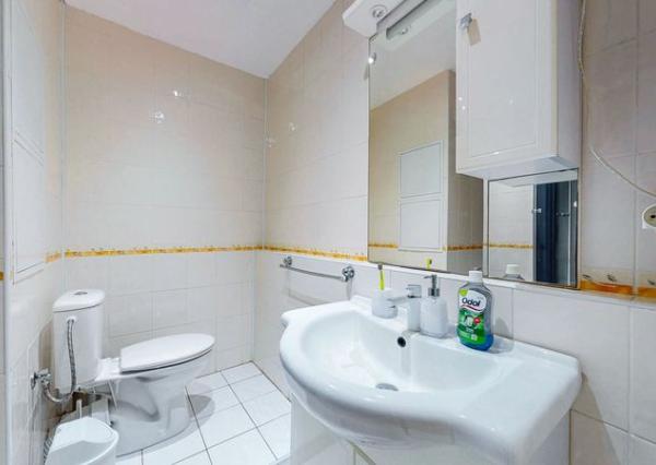 PREDAJ : 1-IZBOVÝ BYT PO REKONŠTRUKCII S BALKÓNOM, OKRUŽNÁ ulica