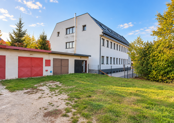 TARGETreal | Predaj priestrannej tehlovej garáže – Turčianske Teplice