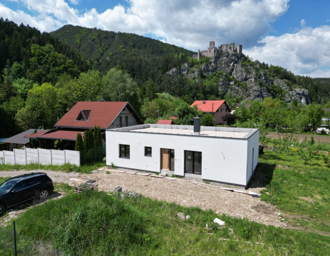 TARGETreal | Na predaj, nízkoenergetický bungalov, Nezbudská Lúčka
