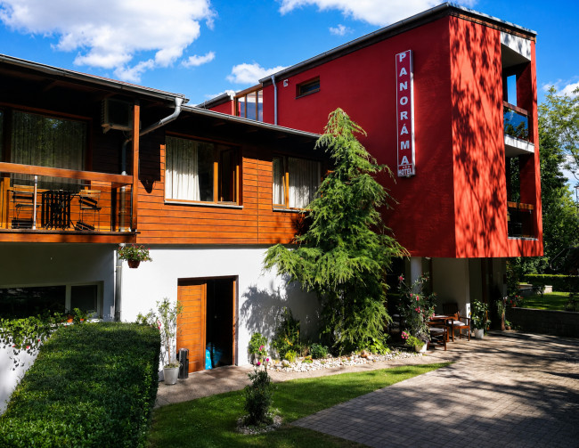 TARGETreal |  NA PREDAJ!      Nádherný HOTEL PANORÁMA s reštauráciou a wellness  