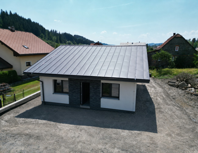 REZERVOVANÉ TARGETreal | Na predaj: Útulný 4-izbový bungalov, Čierne pri Čadci