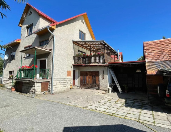 TARGETreal | Na predaj rodinný dom v Turčianskych Tepliciach, 6-izbový, 597 m2
