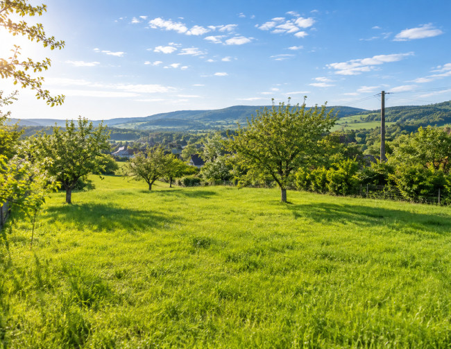 TARGETreal | Na predaj slnečný pozemok 990m2 v obci Prašník