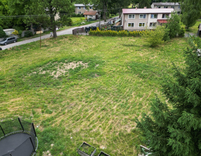 Stavebný pozemok 1000 m² s možnosťou úpravy výmery | Rovinatý, IS na hranici | Mošovce pri Turčianskych Tepliciach