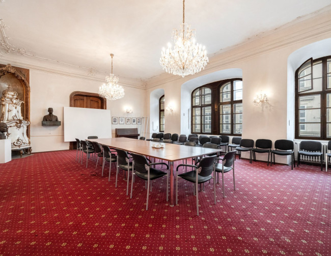 Na predaj, obchodné / kancelárske priesotory - 285,9m², Staré mesto 