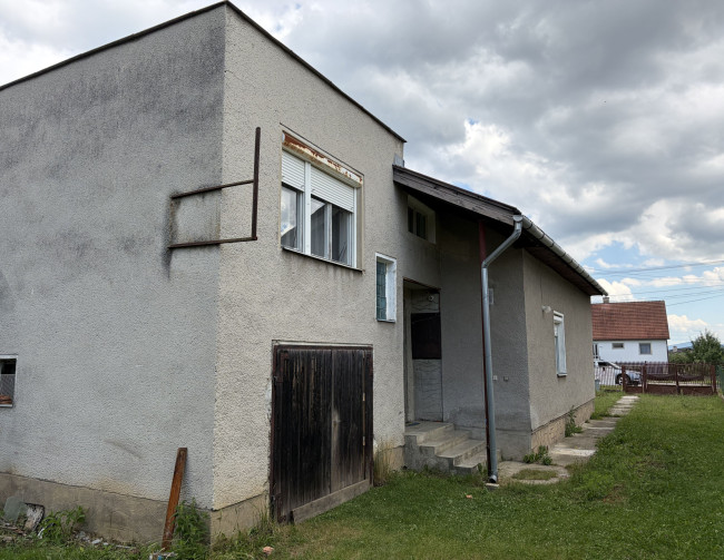 TARGETreal | 5-izbový rodinný dom s 1262 m2 rovinatým pozemkom, Nitrianske Pravno