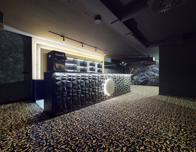 Na Predaj, obchodné priestory, 174m², Púchov, Exkluzívne TARGETreal