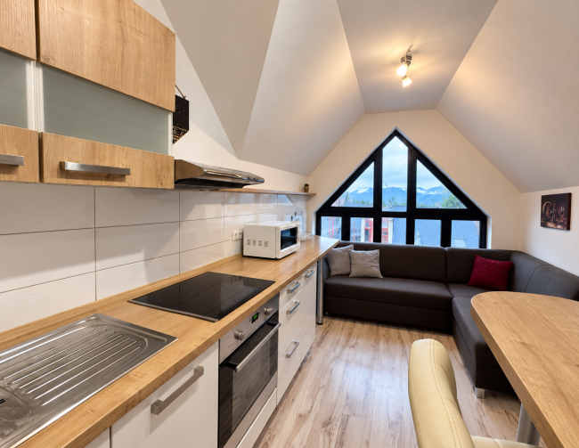 Prenájom | 2-izbový byt 63 m² plne zariadený | Martin Centrum