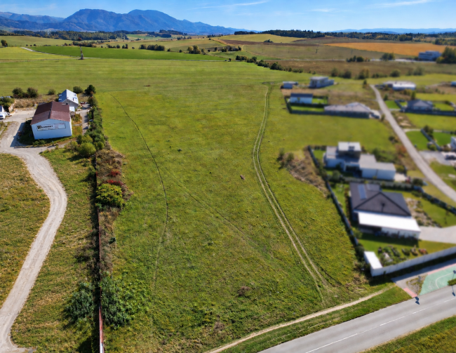 Stavebný pozemok 788 m² Tomčany | IS pri pozemku | Martin