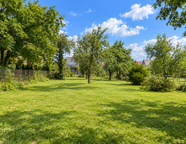 Stavebný pozemok 609 m² - ul. Žltá Nitrianske Pravno