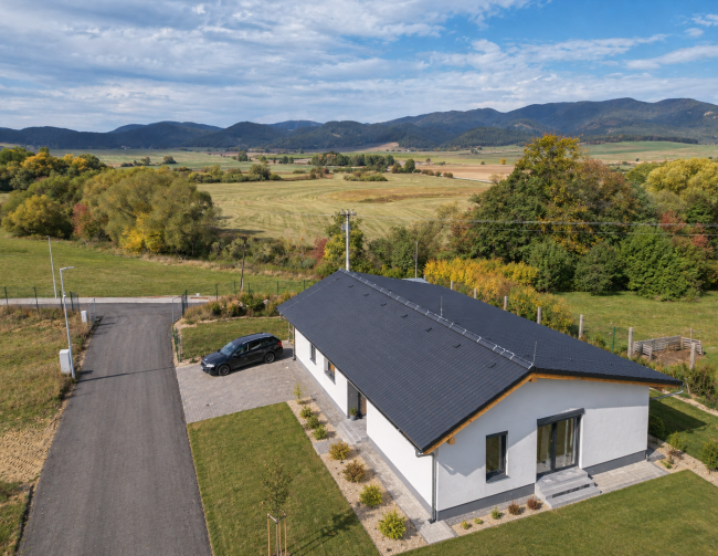 Dom na kľúč | 4-izbový bungalov s terasou, 591 m² pozemok | Ivančiná, Turčianske Teplice